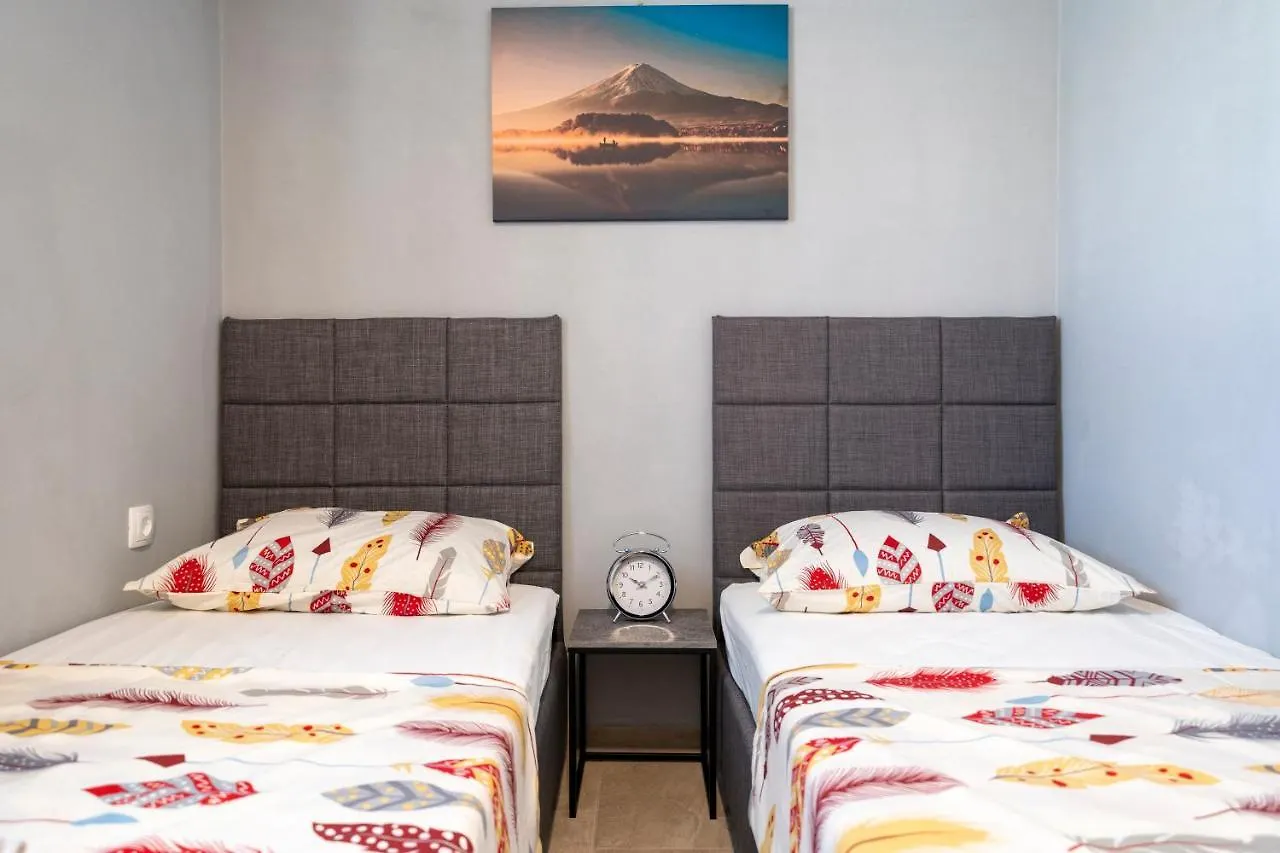 Apartmani Juliana Gornji Karin Croatia
