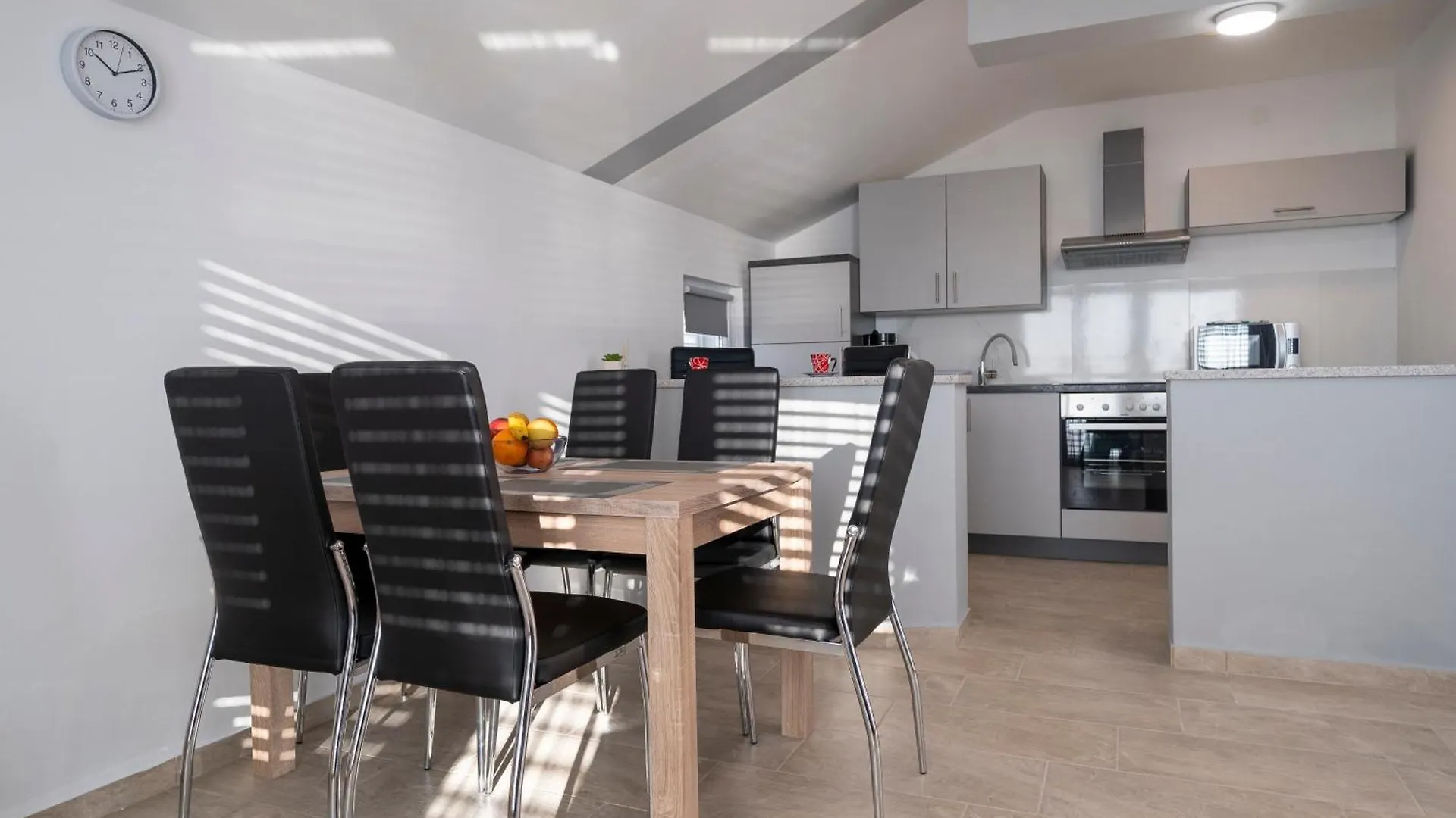 Apartmani Juliana Gornji Karin Croatia