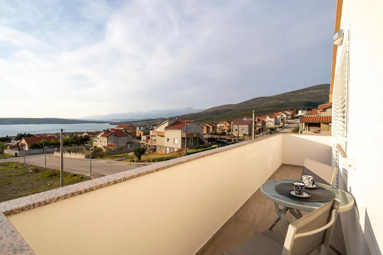 Apartmani Juliana Gornji Karin
