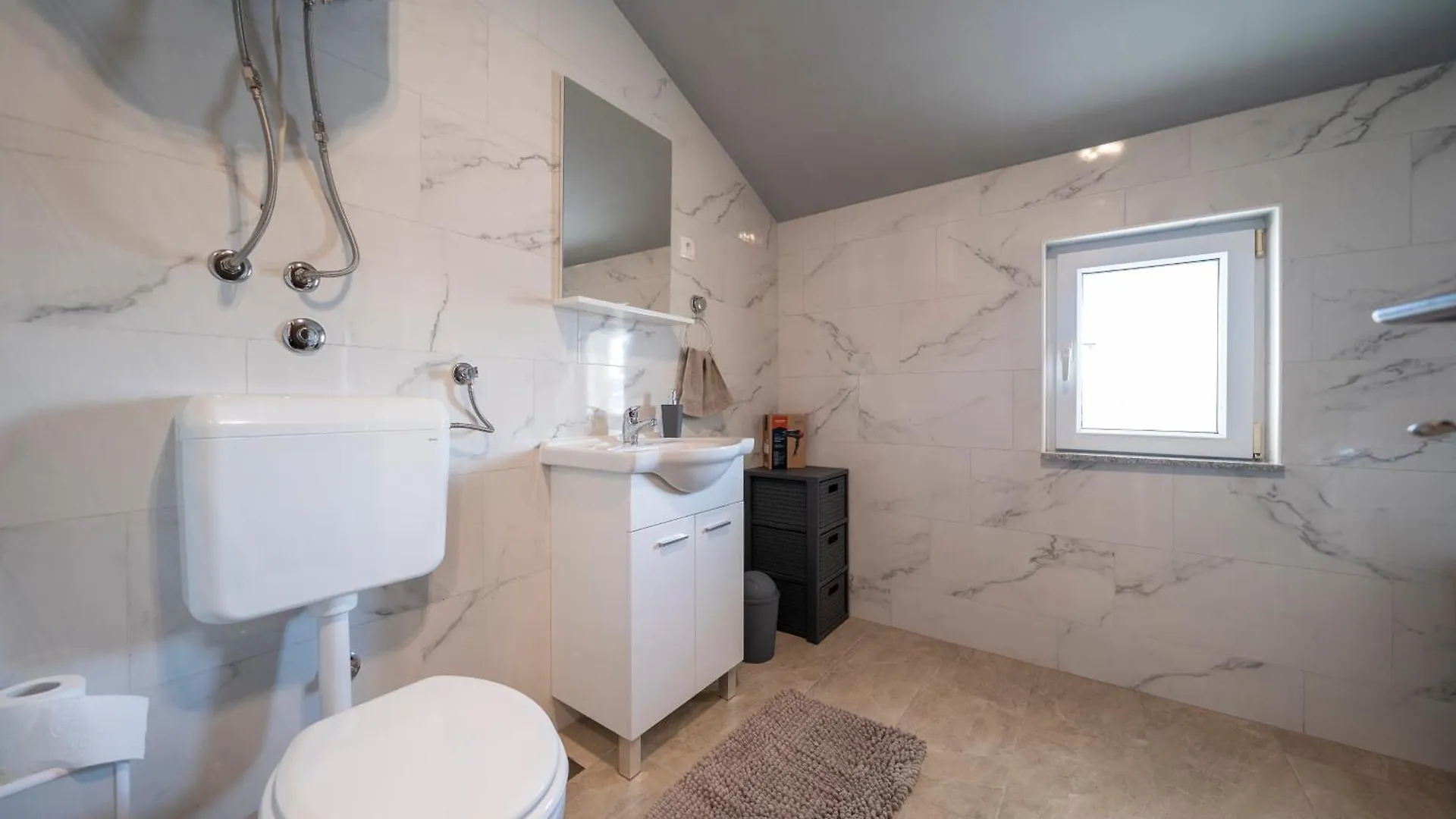 Apartmani Juliana Gornji Karin 0*,  Croatia